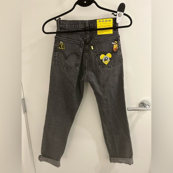 minion themed wedgie straight levis black - Picture 3 of 3